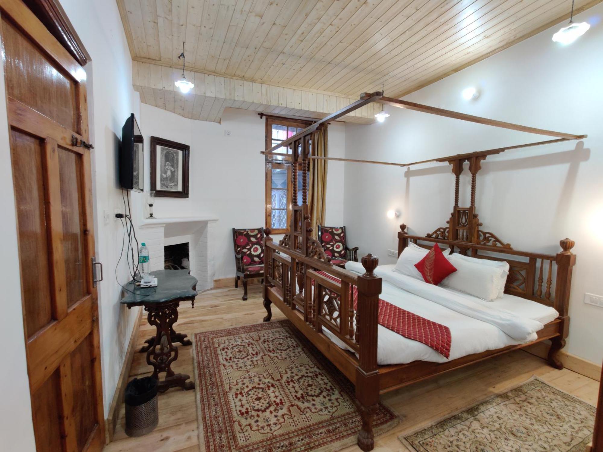 Heritage Villas - Shimla British Resort, Near Mall Buitenkant foto