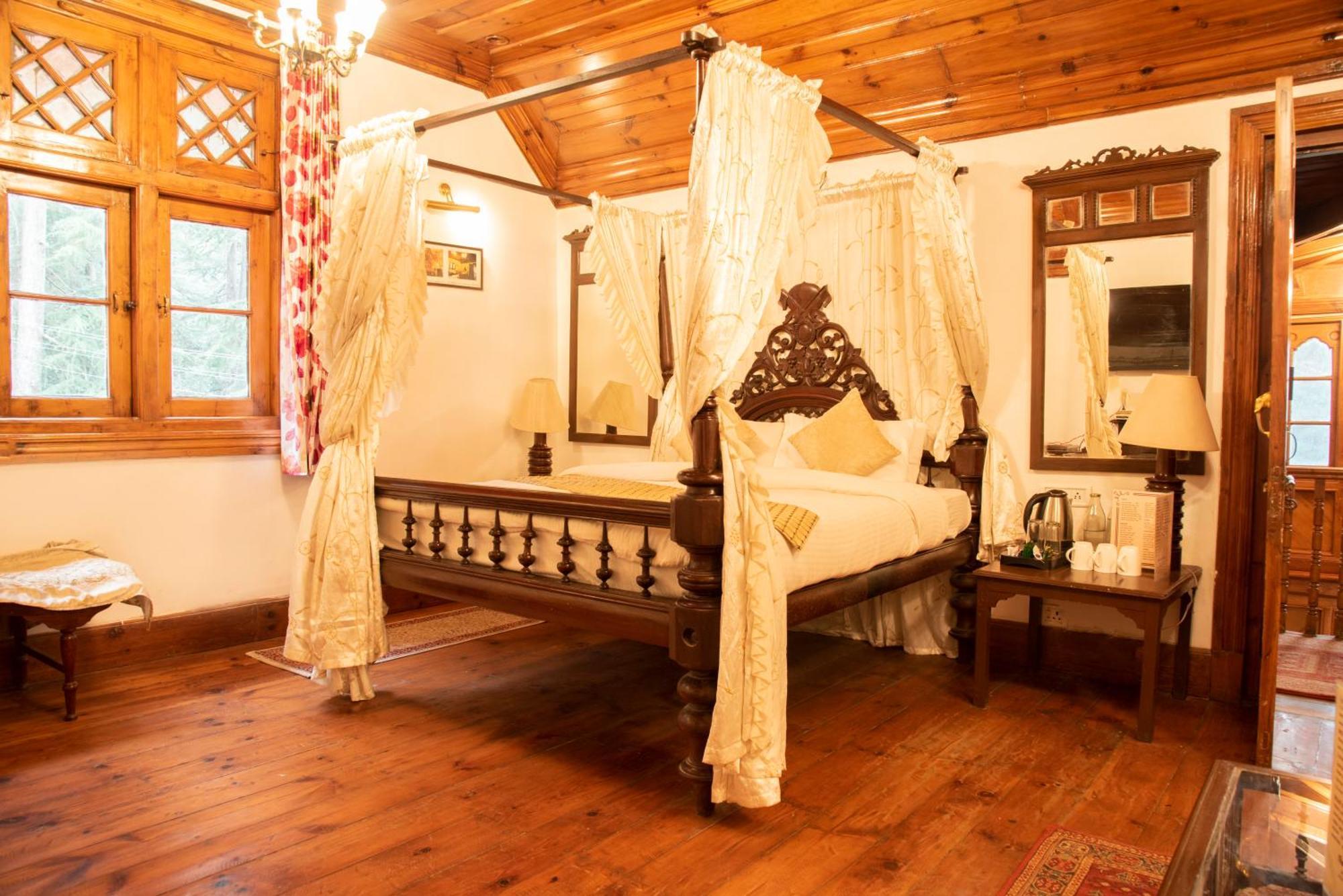 Heritage Villas - Shimla British Resort, Near Mall Buitenkant foto
